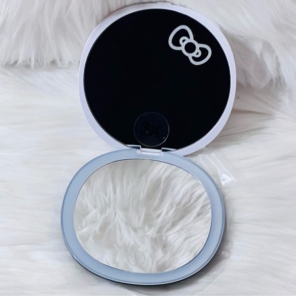 Hello Kitty LED mirror - Picture 4 of 4